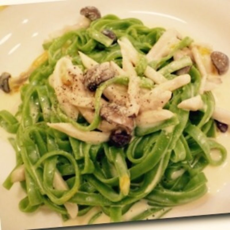 ほうれん草のきのこパスタ(ポポラマーマ 千歳烏山店)