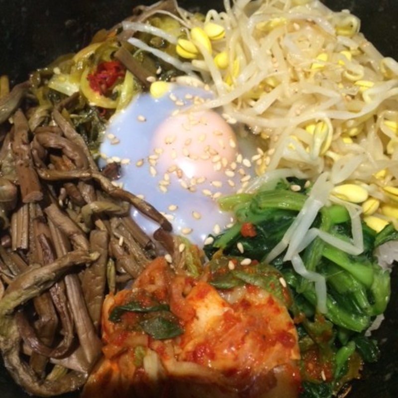 石焼ビビンバ(コリアンキッチン 味ちゃん 本店)