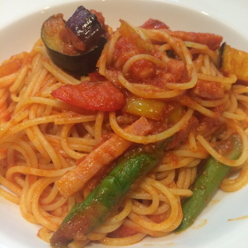 彩り野菜のトマトパスタ(ラパウザ 新宿西口パレットビル店)