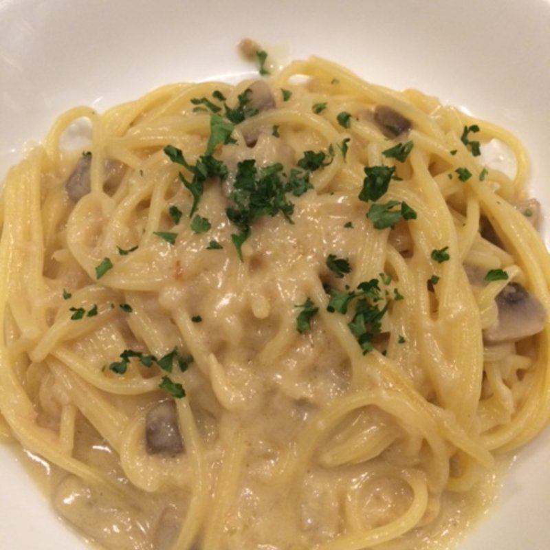 クリームパスタ(スペイン料理銀座エスペロ みゆき通り店)