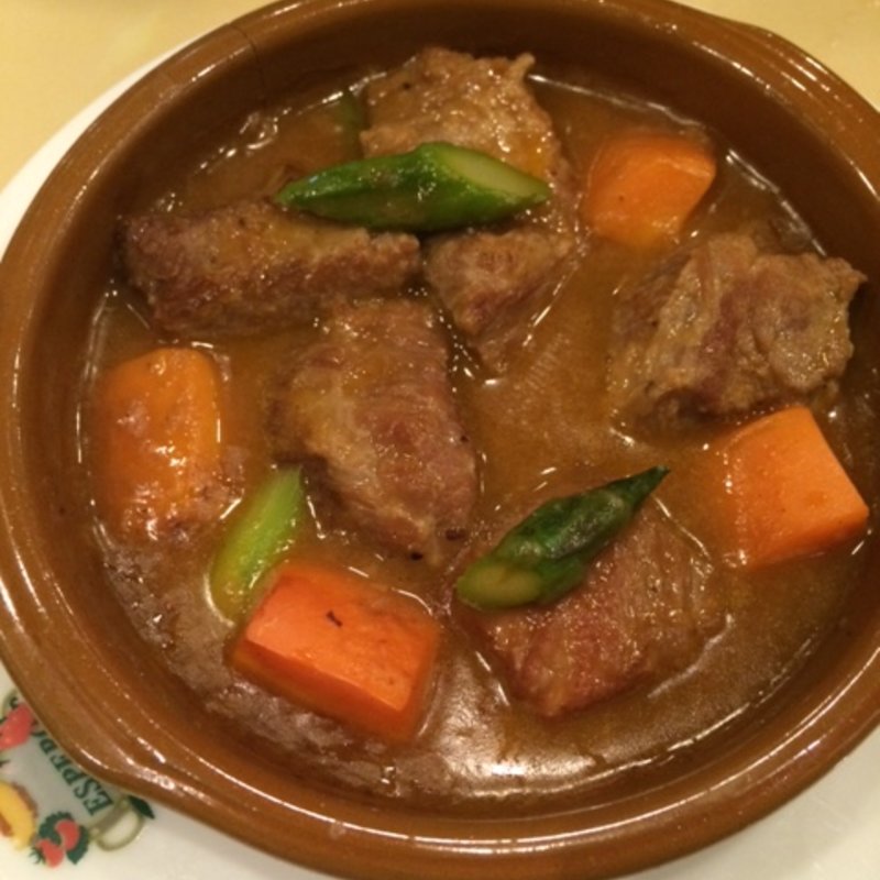 牛肉のシチュー(スペイン料理銀座エスペロ みゆき通り店)