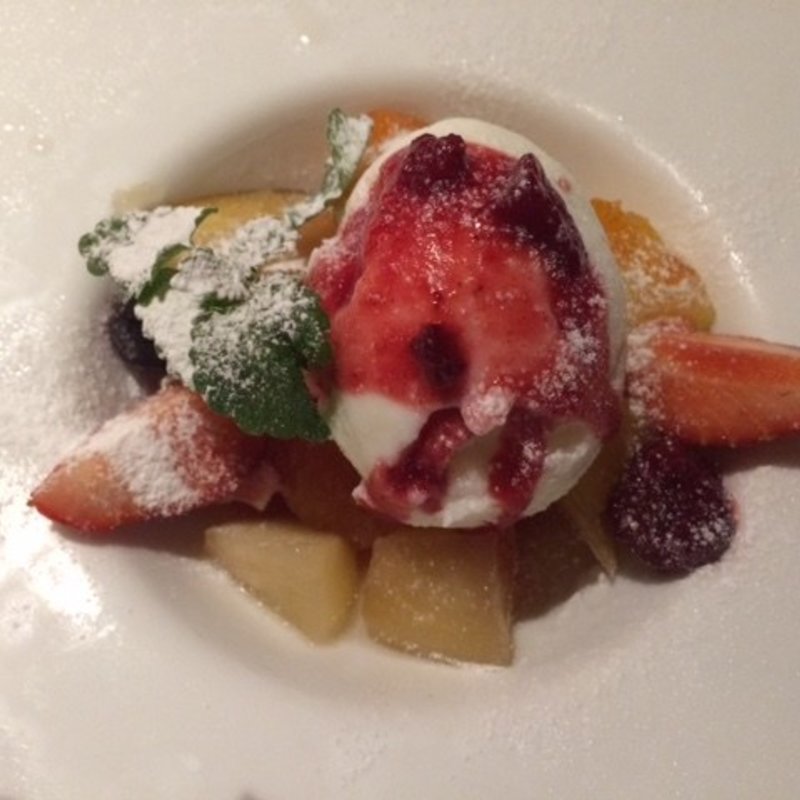 アイスクリーム(トラットリア　クアルト )