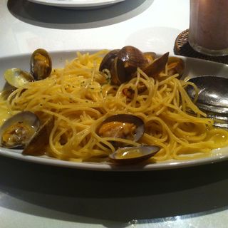 ボンゴレビアンコ(ジャドール 茶屋町)