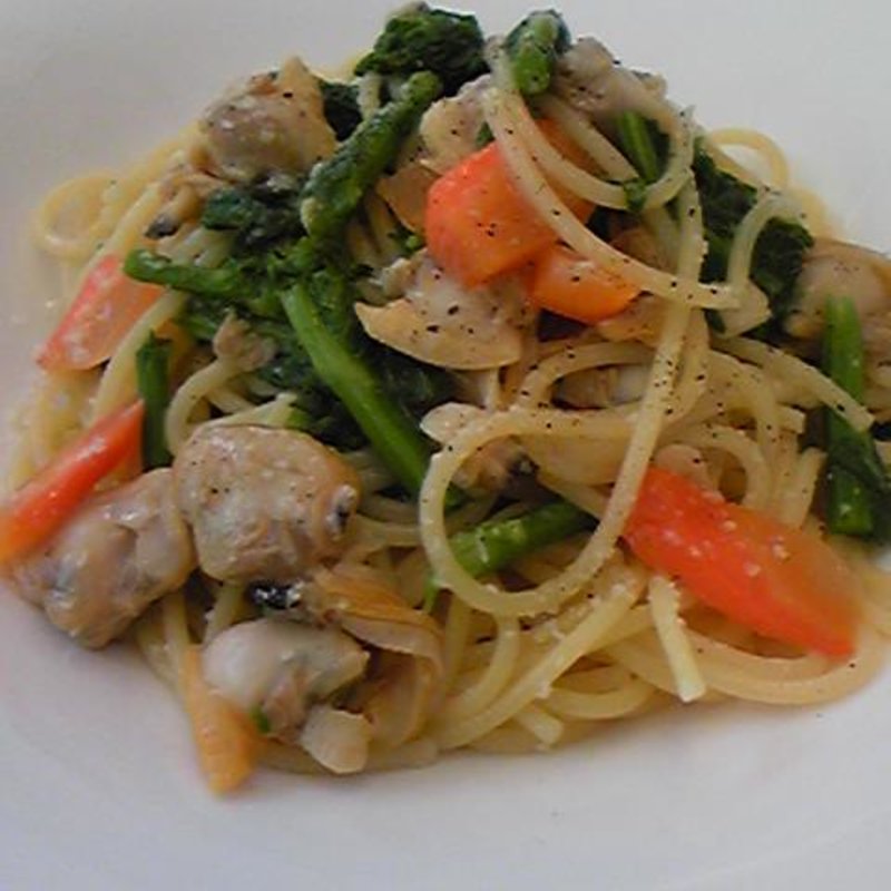 菜の花とあさりのパスタ(Natural Cafe & Restaurant 椨の木（たぶのき）)