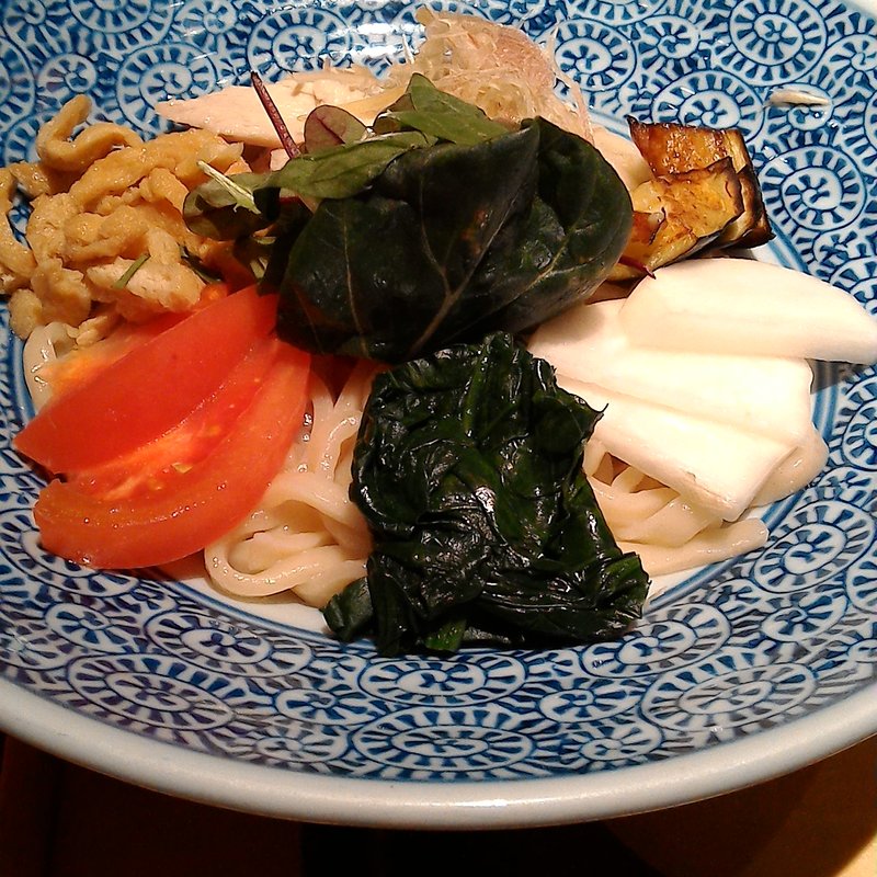 野菜のトマトクリームつけうどん(おだしうどん 嘉禾屋 ルミネ北千住店)