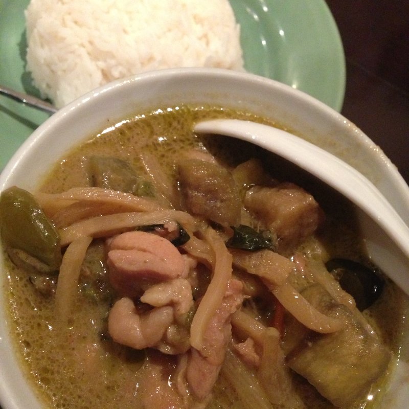 タイ王国のグリーンカレー（鶏肉）(サワディー 渋谷道玄坂店)