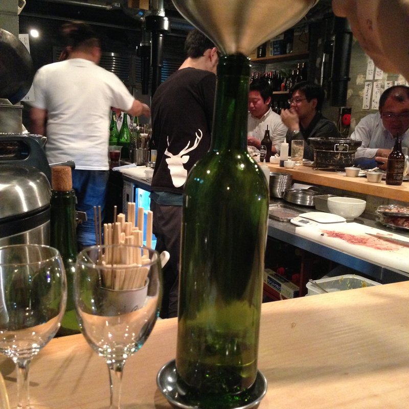 一升瓶ワイン　村民還元　月山（赤）(焼ジビエ 罠 神田店)