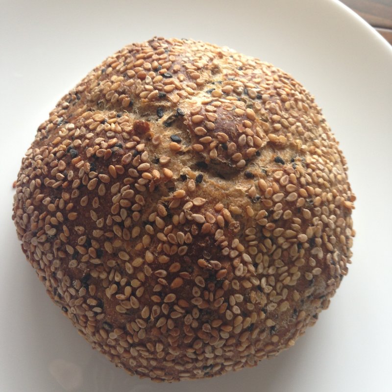 ごまパン(焼ジビエ 罠 神田店)