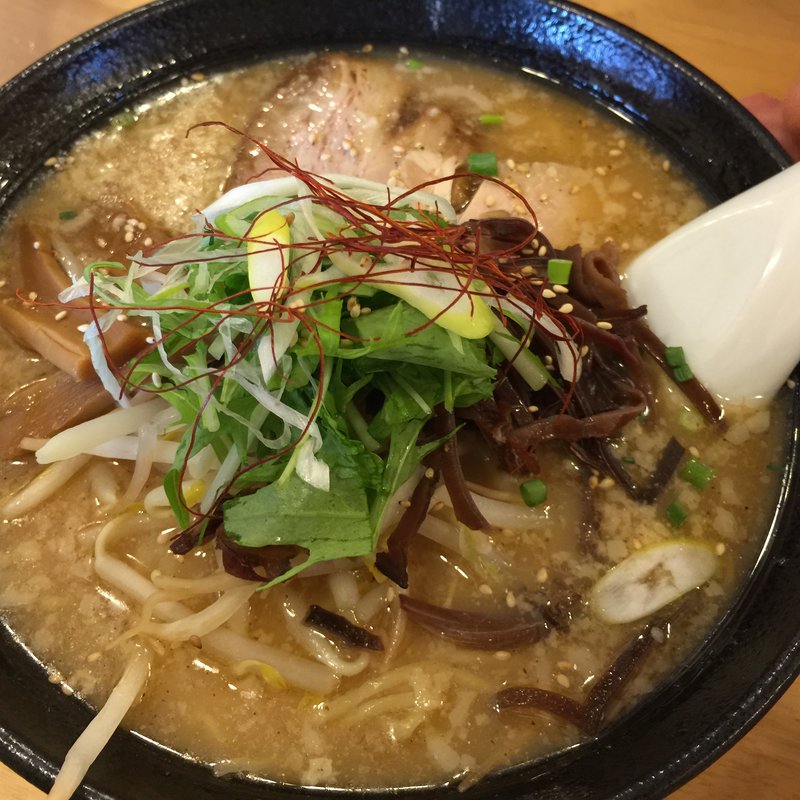 豚骨醤油大盛り(麺屋　信成 )