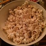 House Made Buttered Popcorn(ヘッドロックカフェ)
