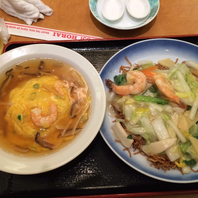 海鮮焼きそばと天津飯のセット(551蓬莱 梅田大丸店（2ヶ所）)