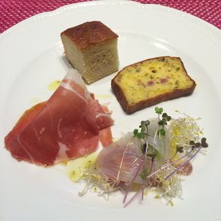 Assorted Appetizers(クッチーナバーカッパス )