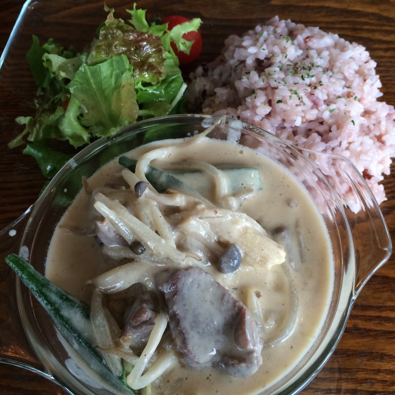 Beef Stewed with Coconut Milk(Hozhg)