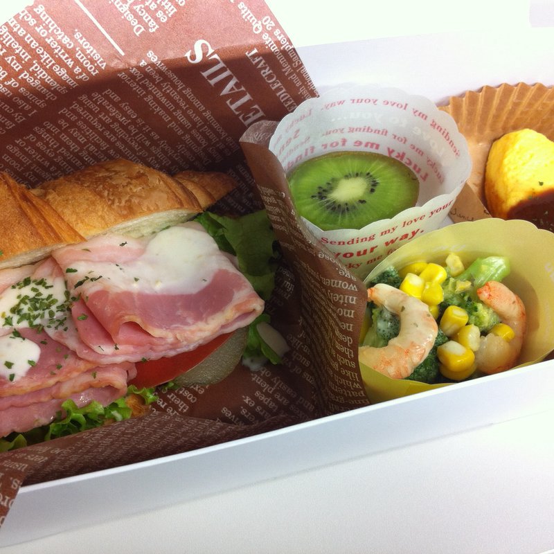 BLTクロワッサンサンド(Smoky's)