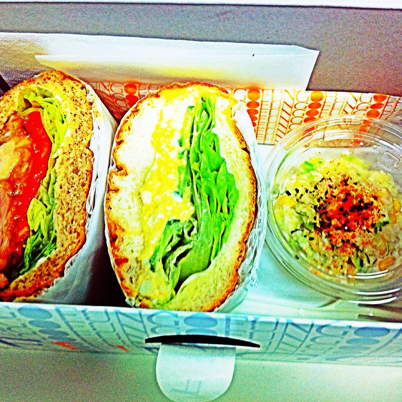 Lunch Box（エッグサラダサンド＋照り焼きチキンサンド）(ファンゴー)