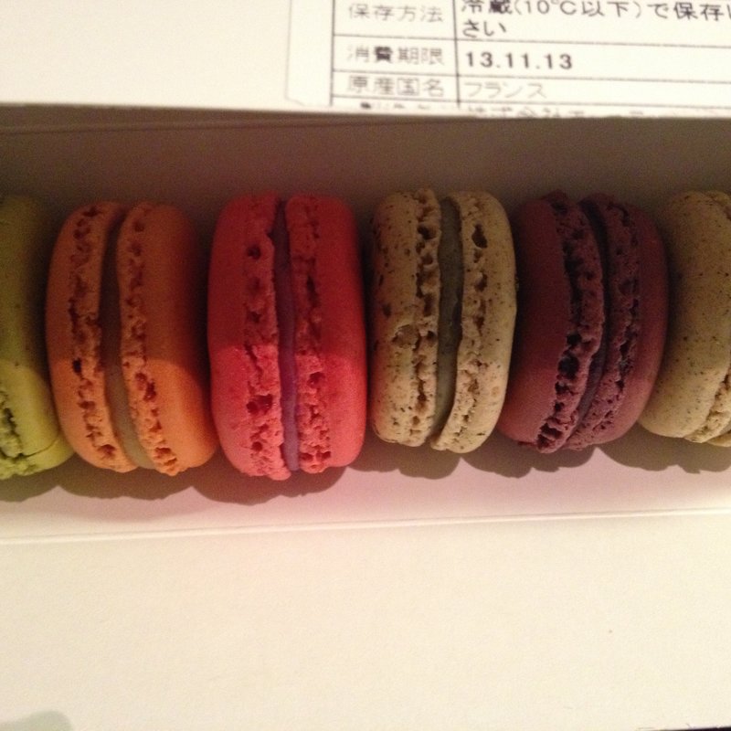 マカロン(パティスリー・サダハル・アオキ・パリ 渋谷ヒカリエ ShinQs 東横のれん街店)