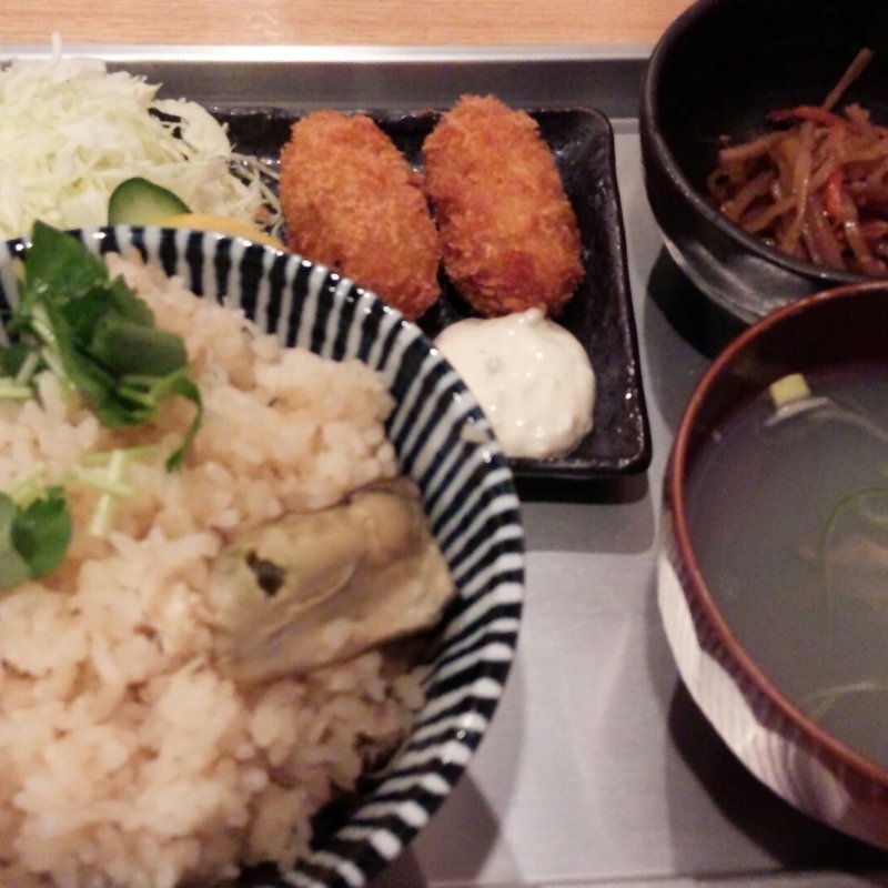 かき牡蠣セット(かき小屋 飛梅 神田西口店)