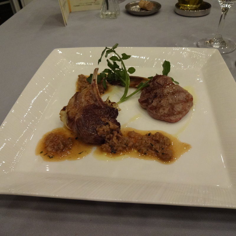 ラムチョップと仔牛のステーキ(イル・サッジオ)