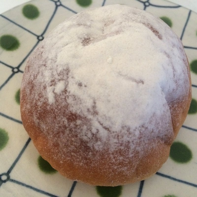 発芽玄米パン(お米パン工房 MAGOME （マゴメ）)