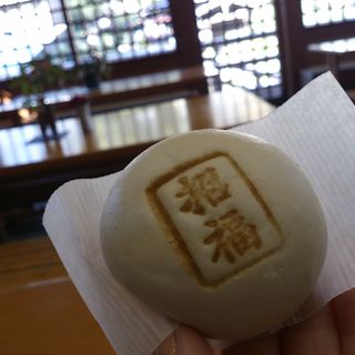 お神酒饅頭(鶴岡八幡宮参拝者休憩所)