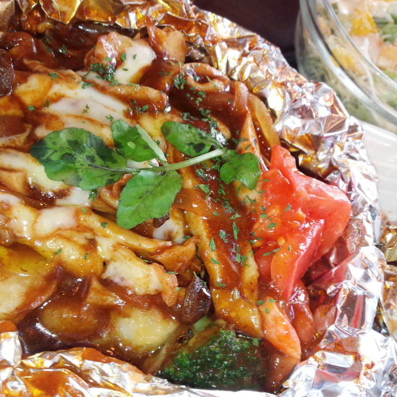 森の収穫！デミハンバーグのぐつぐつオーブン焼き(Grandma's GEORGES)