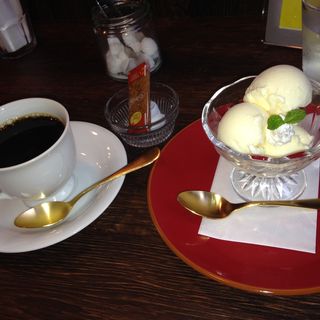 バニラアイスクリーム(positive cafe)