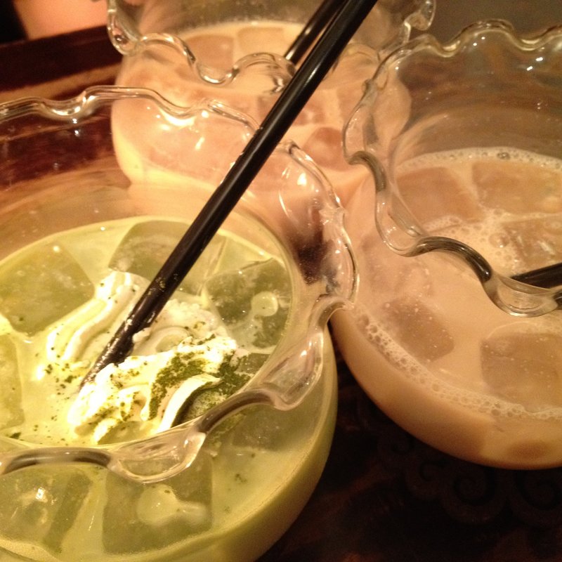 抹茶ラテ(金魚カフェ)