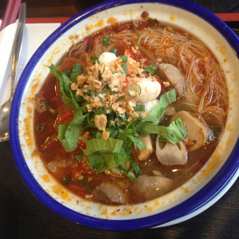 センミートムヤンクン(タイ国料理 バンタイ)