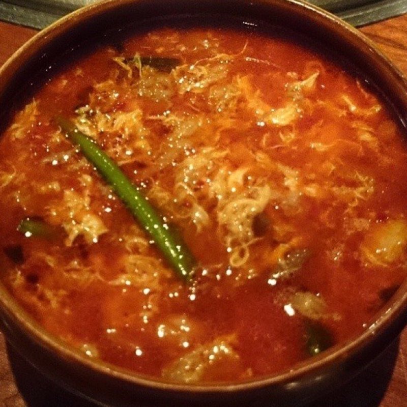 ユッケジャンスープ(よろにく)