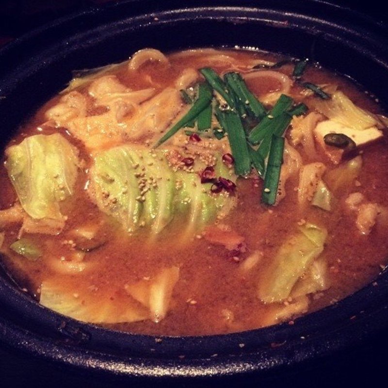 辛味チゲ鍋焼きのおうどん(麺匠の心つくし つるとんたん 六本木店)