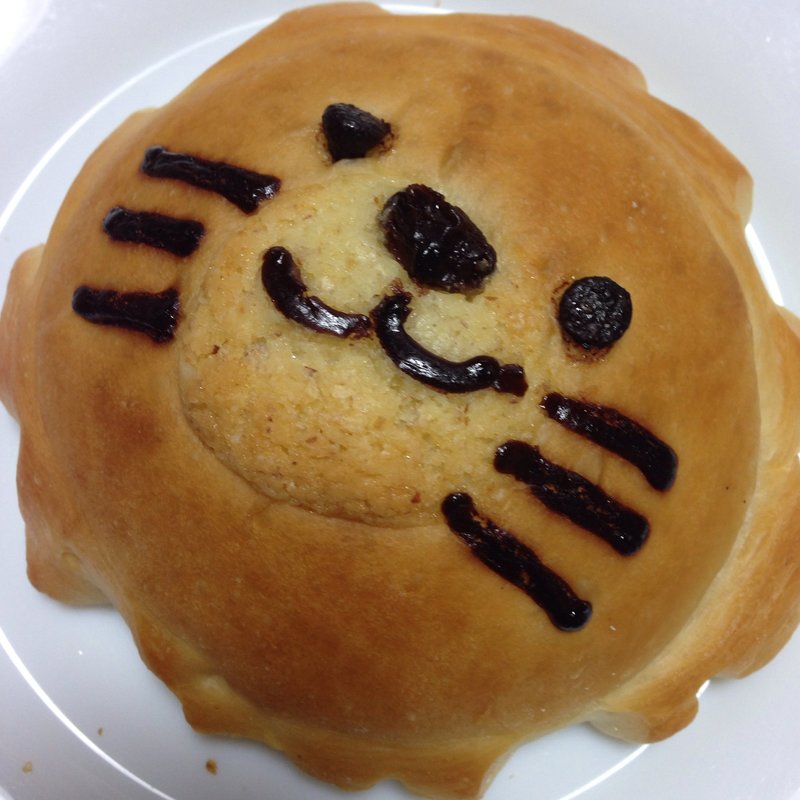 らいおんパン(幸せの100円パン職人 桂千代原口店 )