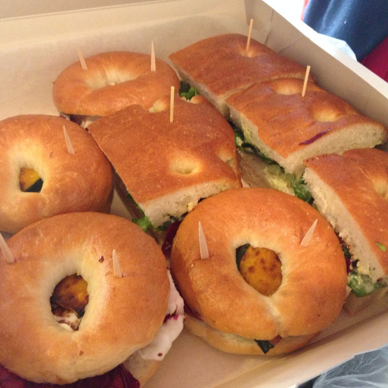 ベーグル&パニーニサンド(麹町カフェ （コウジマチカフェ）)