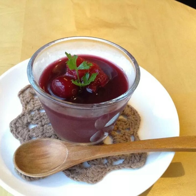 アサイとベリーのジュレ(昼ごはん夜カフェ)