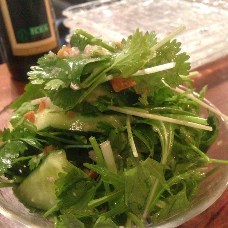 パクチーときゅうりのエスニックサラダ (ボンメゾン （BON MAISON）)