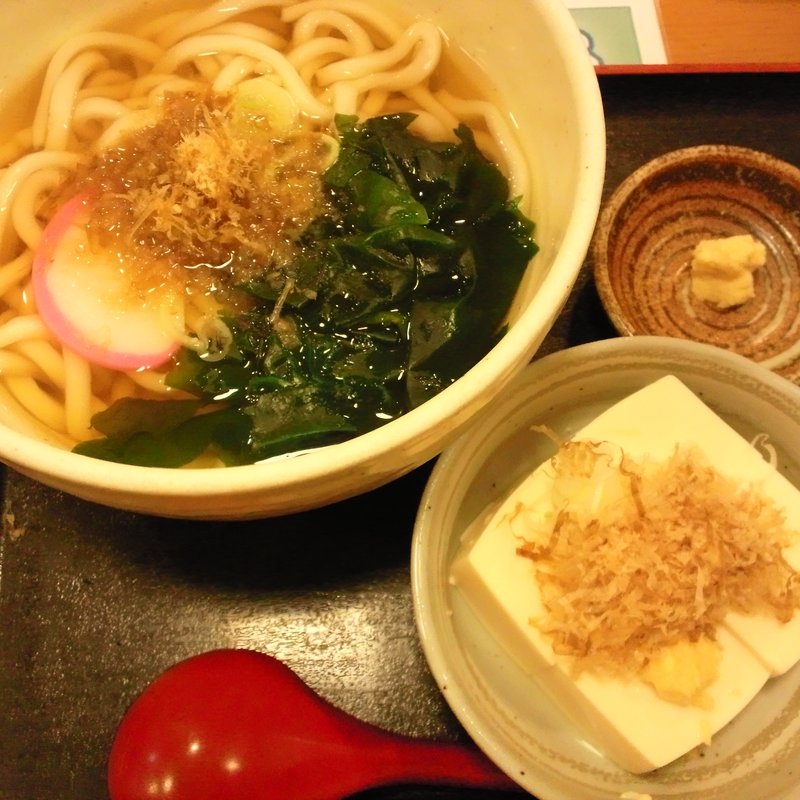 わかめうどんと冷や奴(どん吉 藤沢北口店 )