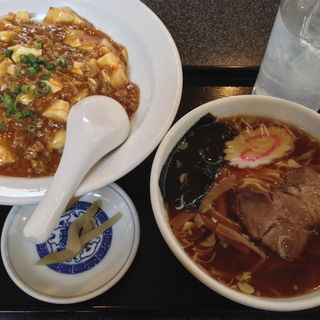 麻婆豆腐丼とラーメン定食(中華料理 日比力)