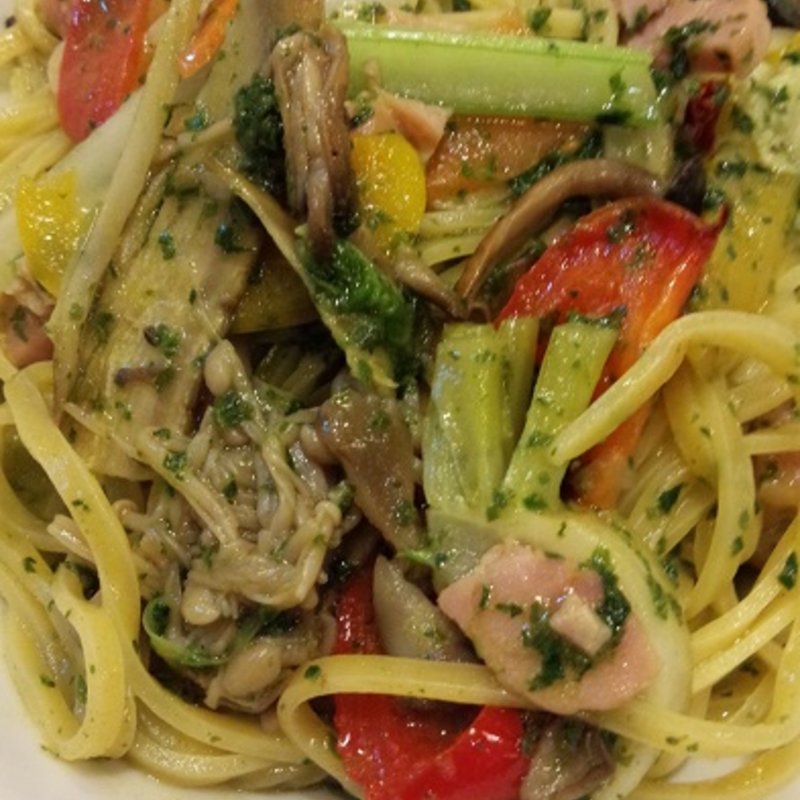 ゴロット野菜とベーコンのスパイシーバジルのスパゲッティ―(パルパスタ 倉敷店 （Pal Pasta）)