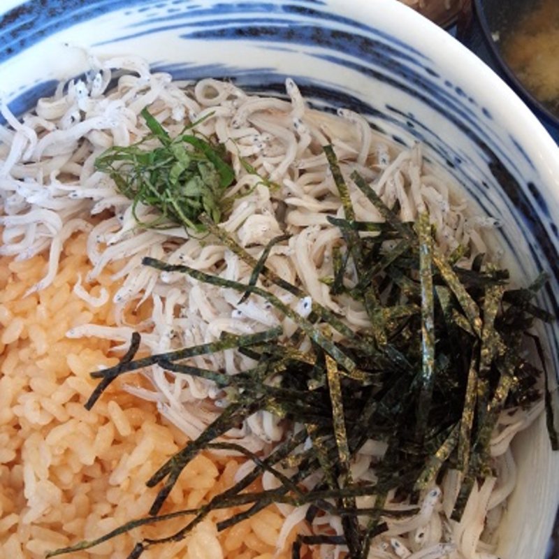 しらすまぶし丼セット(道の駅　紀宝町海かめ公園)