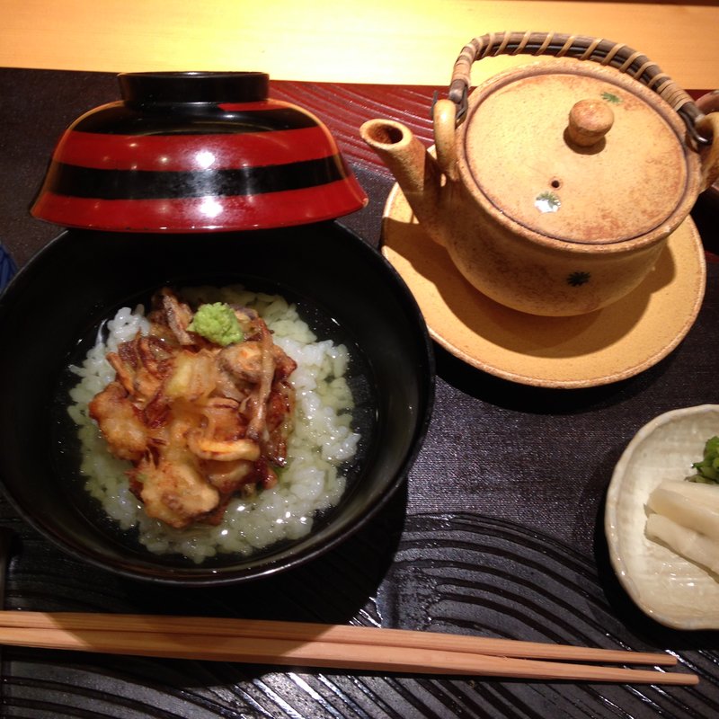 かき揚げのお茶漬け(天ぷら割烹　嵯峨野 （さがの）)