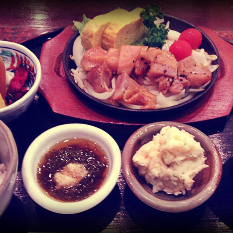 名古屋コーチン味醂粕漬鉄板焼定食(六行亭 エスカ店)