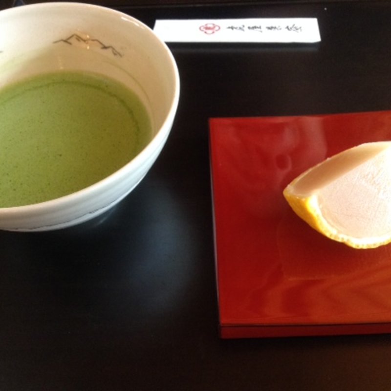 柚子羊羹と抹茶セット(虎屋茶寮京都一条店)