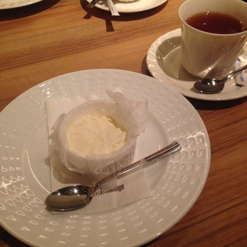 フォンテンヌブロー(アトリエ・ド・フロマージュ 南青山店)