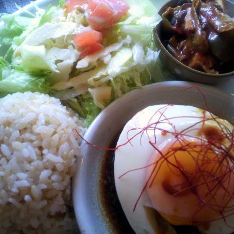 テリヤキハンバーグ目玉焼きのせ(コラボ （coLLabo）)