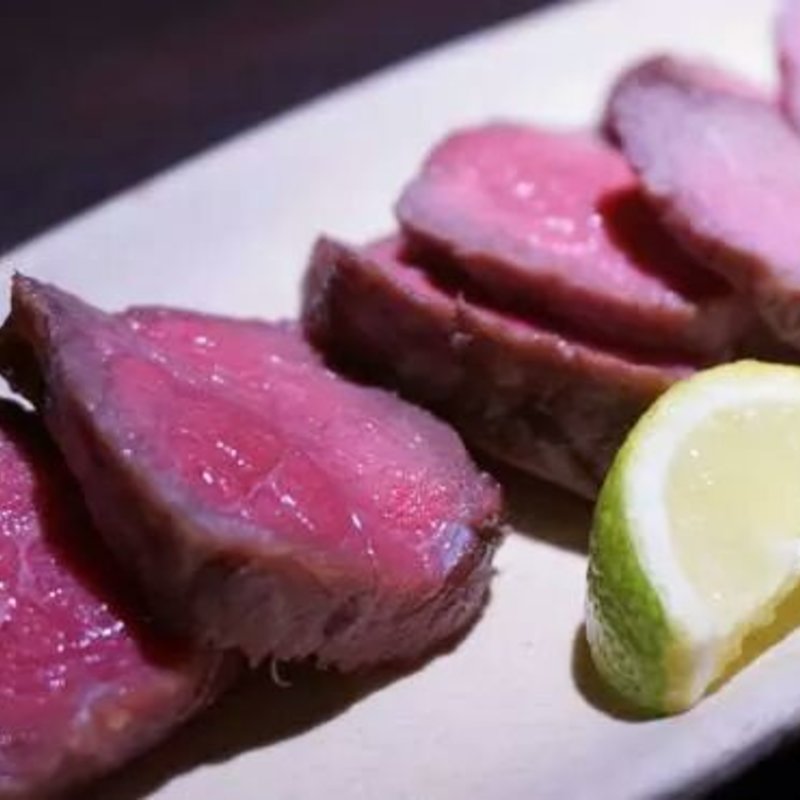 牛モモ塩焼き(ダイニングわいん)