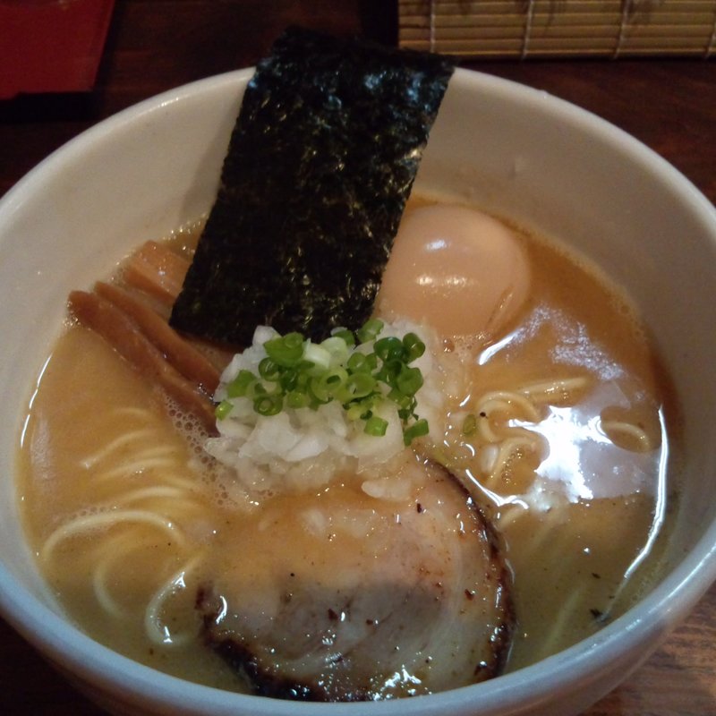 濃厚煮干しそば ＋ 味付け玉子(麺屋たつみ 喜心 秩父店)