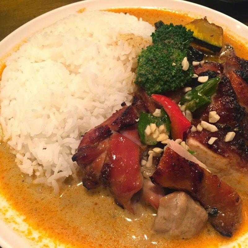 マッサマンカレー(タイ料理コンロウ渋谷)