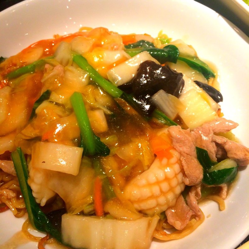 五目あんかけ焼きそば(中華料理と美味しいお酒 絲綢路 （シルクロード）)