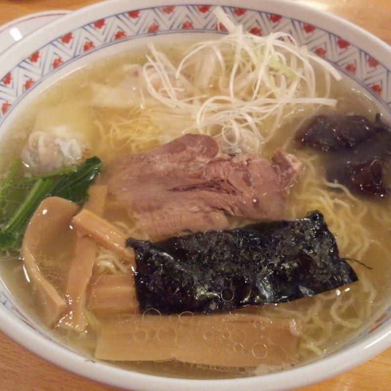 海老わんたんそば 塩味(支那そば晴弘)