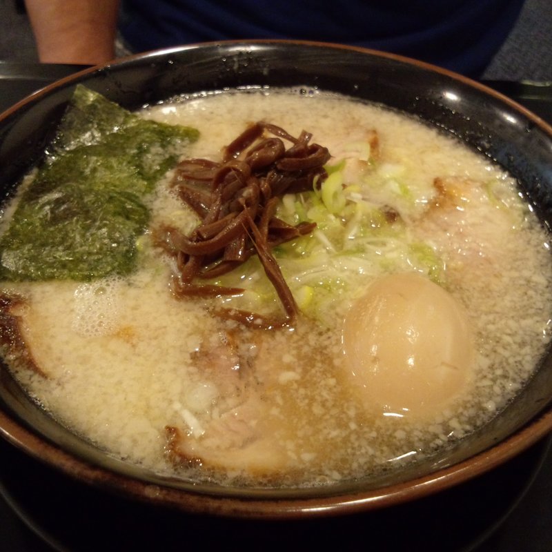 チャーシューめん こってり ＋ 味付半熟玉子(麺や 極)