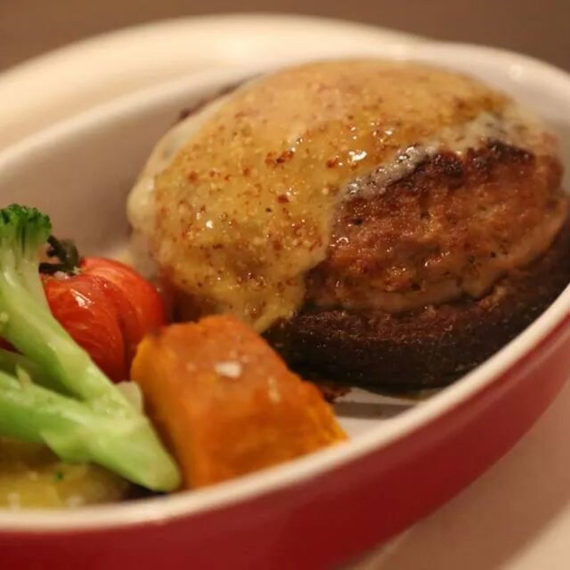 しいたけの肉詰め風ハンバーグ(AGカフェ （AG cafe）)